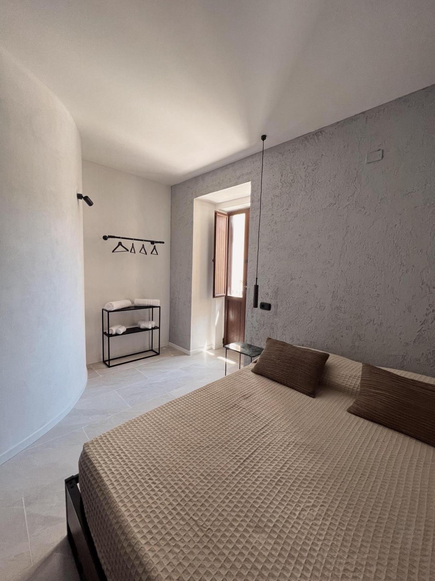 Jjbayt Apartment Сиракуза Екстериор снимка